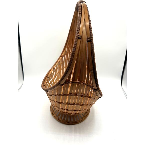 Vintage Wicker Gondola Basket Arched Handle Handmade - Picture 2 of 5